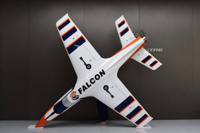 Falcon 110“/2.8m - Barva: Oranžová