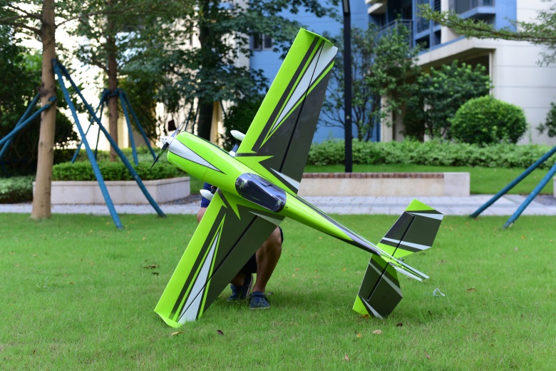 Edge540 70E - 61" - Barva: Green