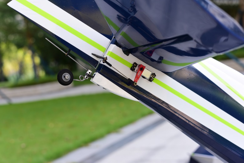 Edge540 70E - 61" - Barva: Green