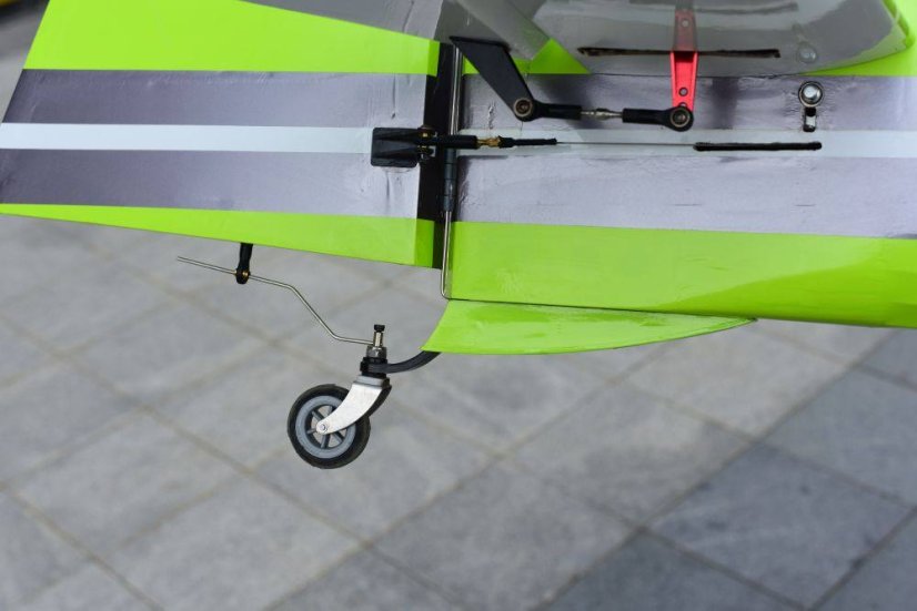 Edge540 - 85" - Barva: Green