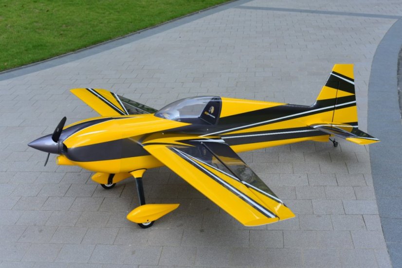 Edge540 V3 - 104" - Barva: Yellow